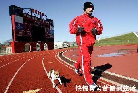 马拉松|坚持每天跑步和隔一天跑一次的人,哪一个减肥更有利?