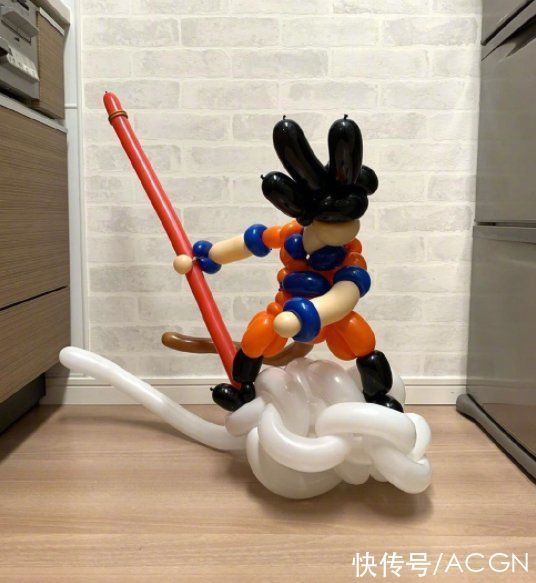 动漫角色|这位大佬太会玩气球了,啥动漫角色都能捏出来,JOJO鬼灭都有