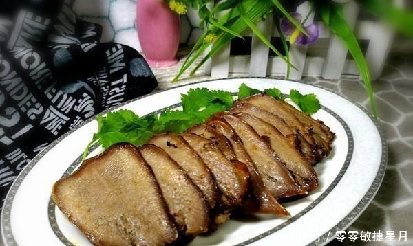 这部分|这部分只有一头猪,秋天吃的很好,但经常不受欢迎,真可惜