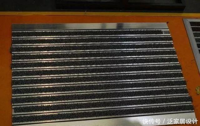 铝镁合金|越来越多人不在门口放地垫了，现在流行这样弄，省钱干净又实用