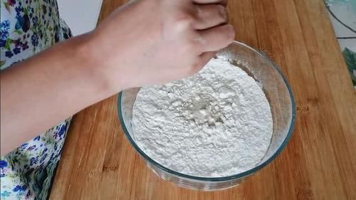 油酥饼|面粉别捣鼓做蛋糕了,现在流行它比蛋糕简单,比油条好吃,收藏