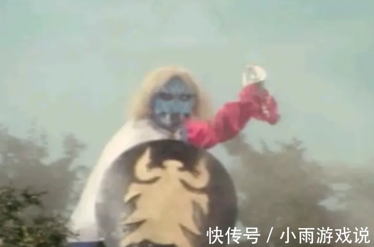 格罗丁大帝|这部特摄剧跟《奥特曼》同年诞生,小孩子靠手表,操控机器人战斗