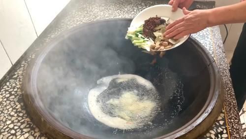 铁锅|此肉,再贵也要吃,是菜又是药,家人常吃脾胃好,我家一周吃4次!