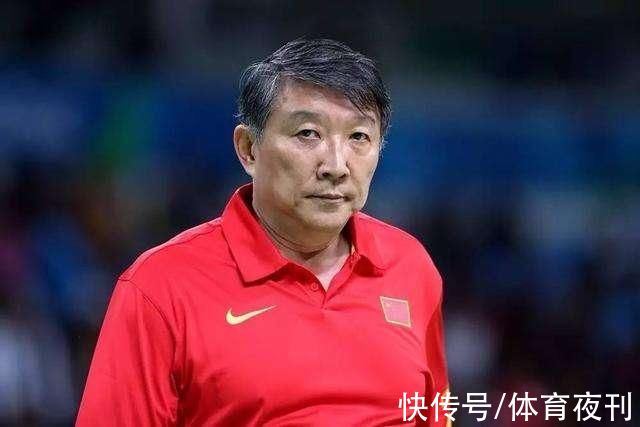 国手|丁彦雨航报销，阿联谈胡明轩FMVP，前国手加盟三人篮球!