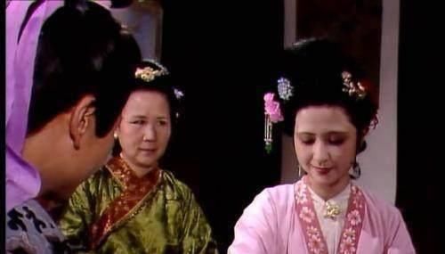 贾琏|贾琏明知尤二姐已失身于贾珍,为何还愿意娶她为妻