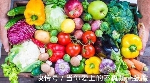 灵活度|老人记忆力变差？补充营养是关键，5个饮食建议，延缓大脑衰老