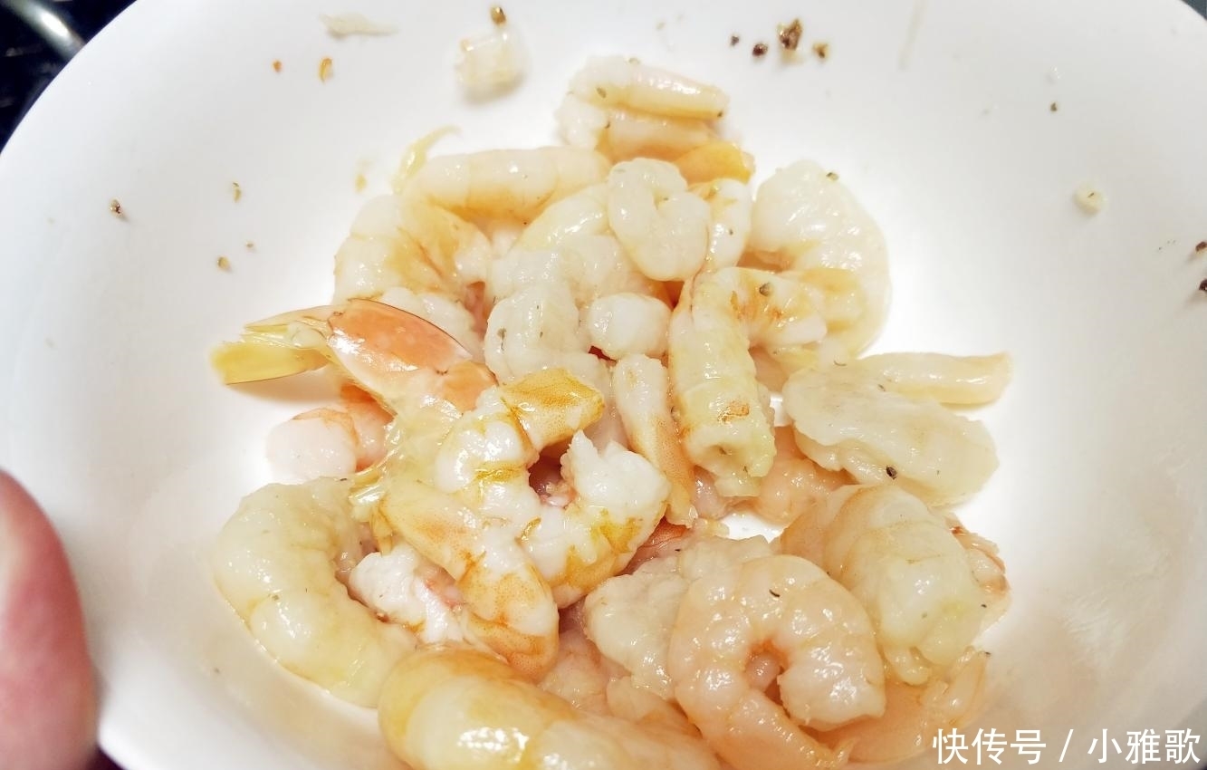 好吃|西兰花和它是天生一对, 这样做营养翻倍更好吃, 儿子每次都不够吃!