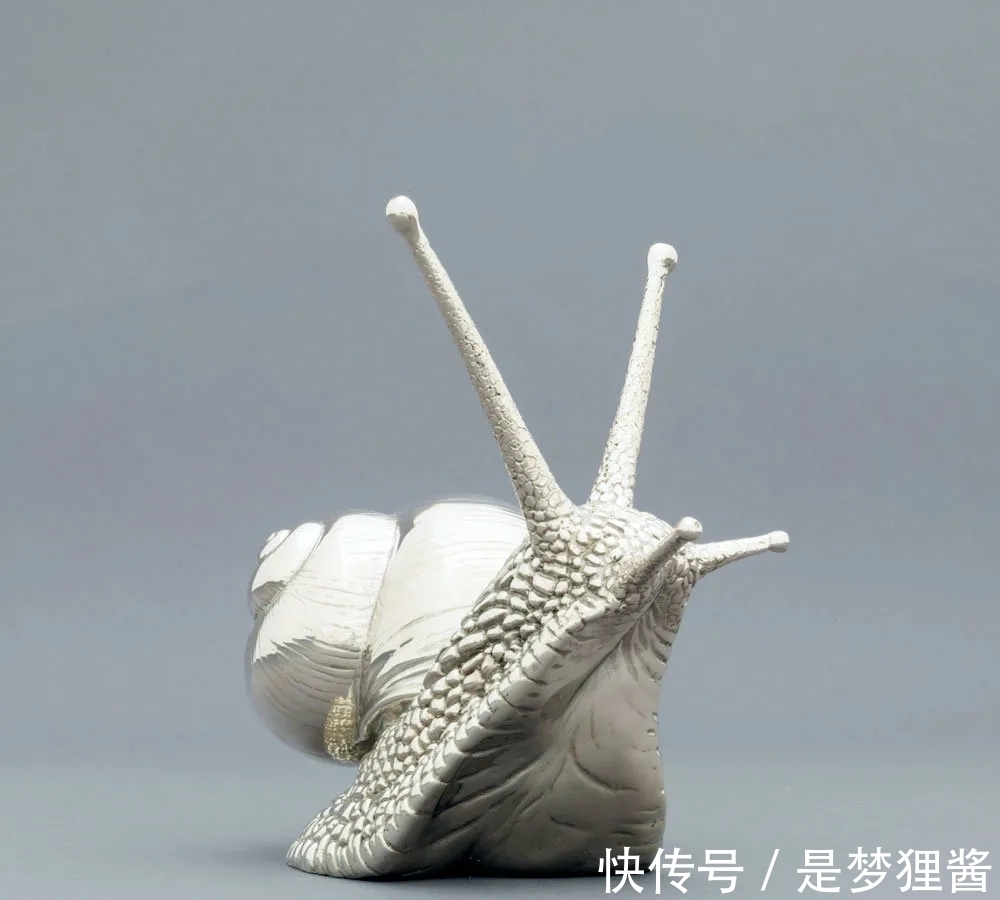 形象派!细致到肌肤纹理的动物雕塑大师