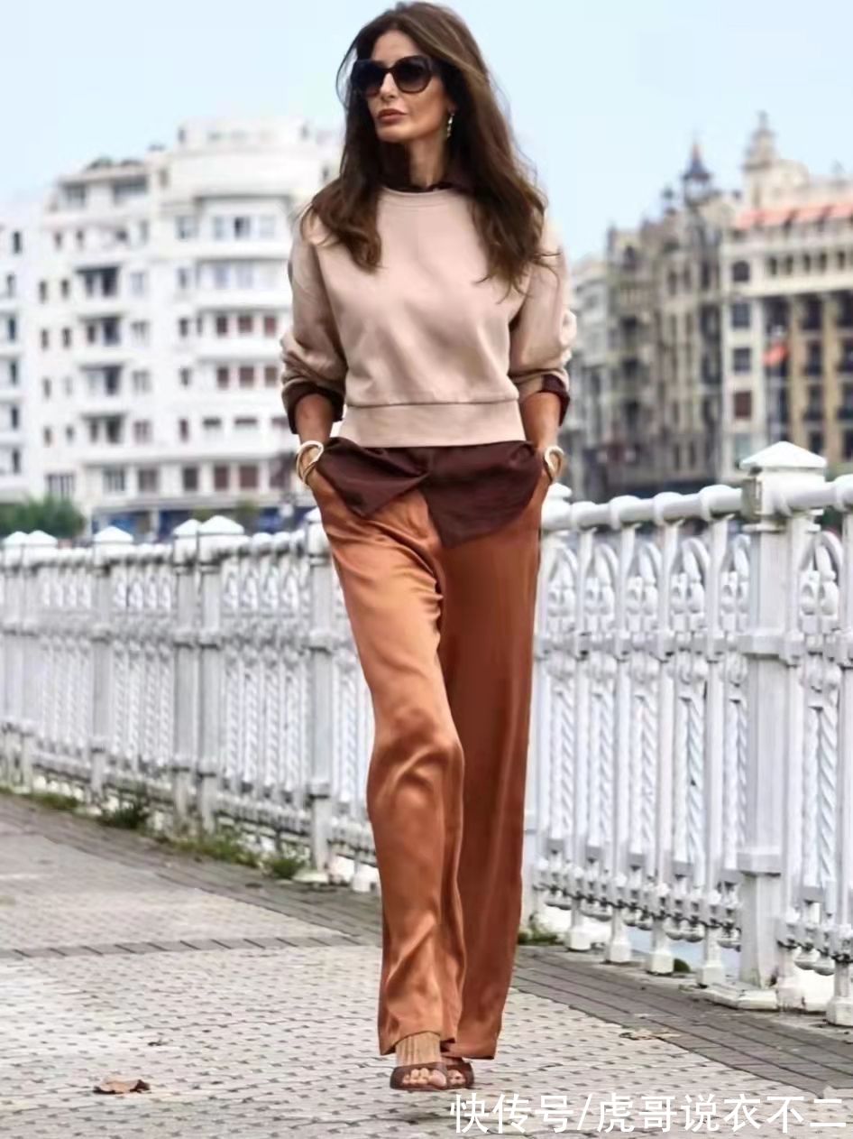 腰线|50、60岁女人穿外套时，流行“腰带外系”，摩登时尚、腰细一整圈