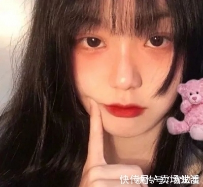 水瓶座|不喜欢讨好任何人的星座,有足够的底气,让人敬重,不敢招惹