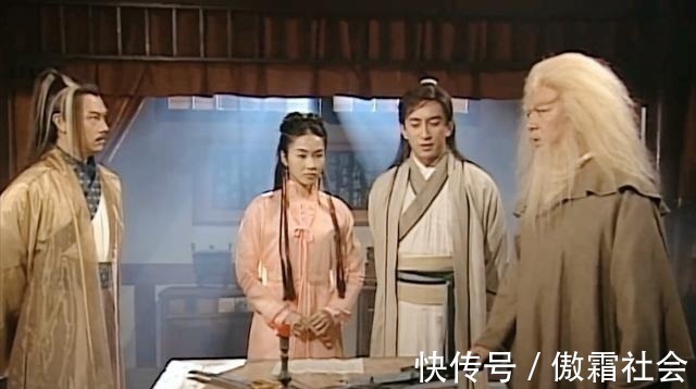 九阴真经&同样练九阴白骨爪,为何黄衫女能秒杀周芷若?周伯通说出了原因