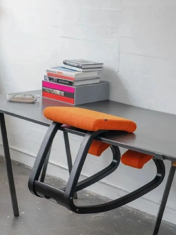 办公椅|居家第N天,某宝给我推了“盘腿神器”