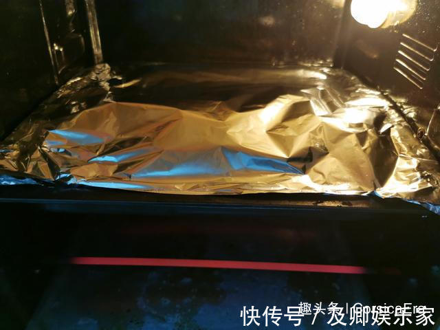 大排骨|排骨不管哪种做法，切记不要焯水，牢记这1步，排骨鲜嫩无腥味