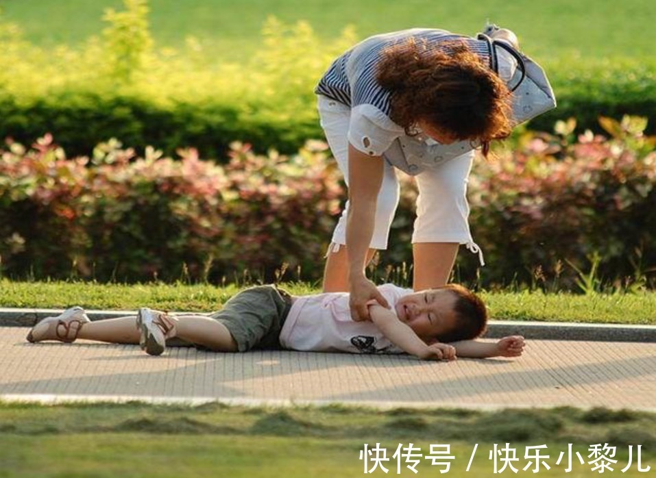 左耳朵|跟孩子讲道理是“下策”,批评打骂是“下下策”,那“上策”啥