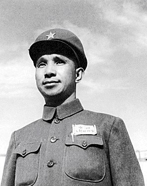 朝鲜|粟裕被点名前去抗美援朝,他两次婉拒挂帅出征,到底得了什么病呢