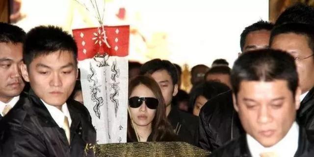 萧亚轩|《女儿3》最讨喜的男嘉宾,迄今为止无一差评,点评堪比情感专家