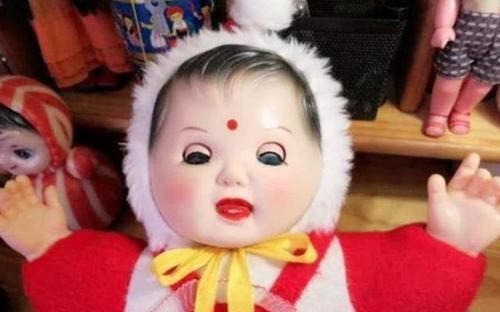 就医|“妈,那个娃娃会眨眼”,宝妈以为女儿说胡话,几天后急忙就医