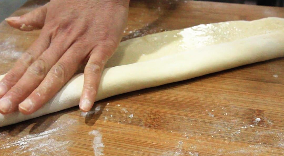 面粉里加包牛奶,我家一周吃5次!一口一个暄软香甜,孩子抢着吃