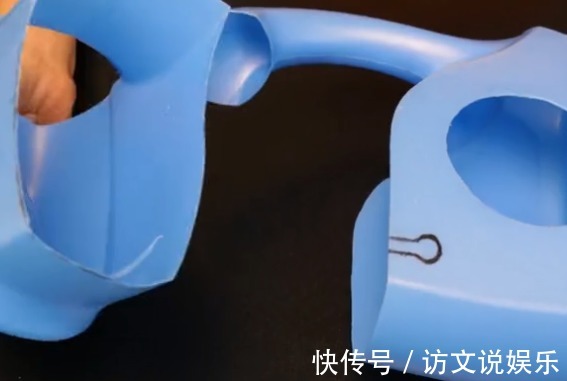 妙招|用完的洗衣液瓶不要扔，中间割2个圆还能这样用，超市要卖一百多
