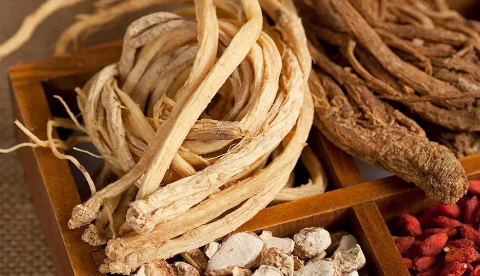 饮酒|肝病的“死对头”找到了!提醒这2样每天吃一点,清肝毒滋肝脏