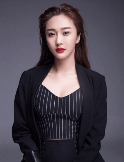 背著丈夫參加節(jié)目,走紅后就成了“單身”,下臺(tái)就離婚然后涼涼