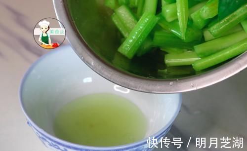 焯水|炒芹菜时，先焯水或直接炒都不对，牢记三个技巧，芹菜脆嫩不塞牙