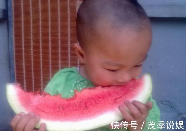 西瓜|儿科医生夏季少碰4种水果，尤其是第3种，很多宝妈还给孩子吃