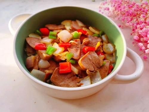 给老公做了此下酒菜，鲜香美味，越吃越想吃