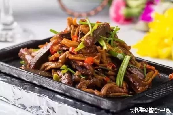大红椒|好吃到舔盘的12道家常菜，自己在家动手做，吃着放心还健康