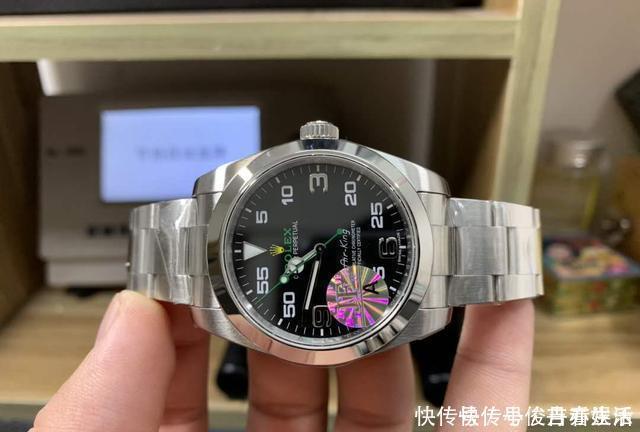 空霸|劳力士真的每一款带有绿色的腕表都火了,先是劳力士,后是它