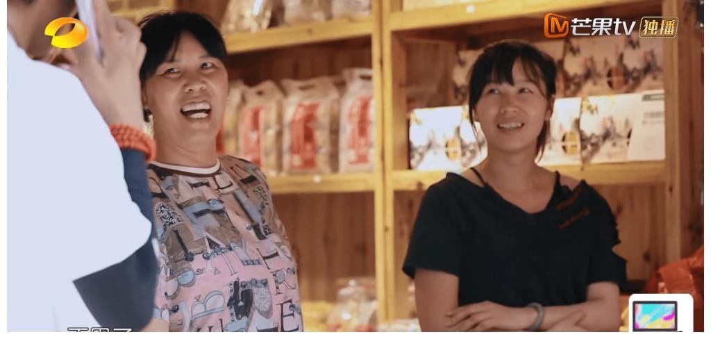 檀健次|《中餐厅》没剧本就垮了?周也抱怨揽客被拒绝,黄晓明回应很讽刺