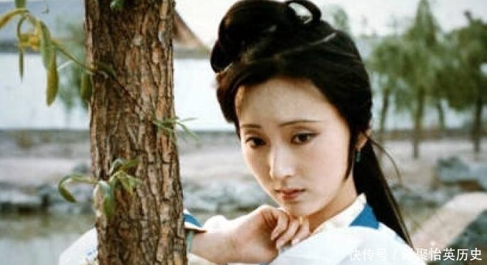 绛珠|红楼梦最大的悲剧，不是宝黛未能在一起，而是黛玉还错了眼泪