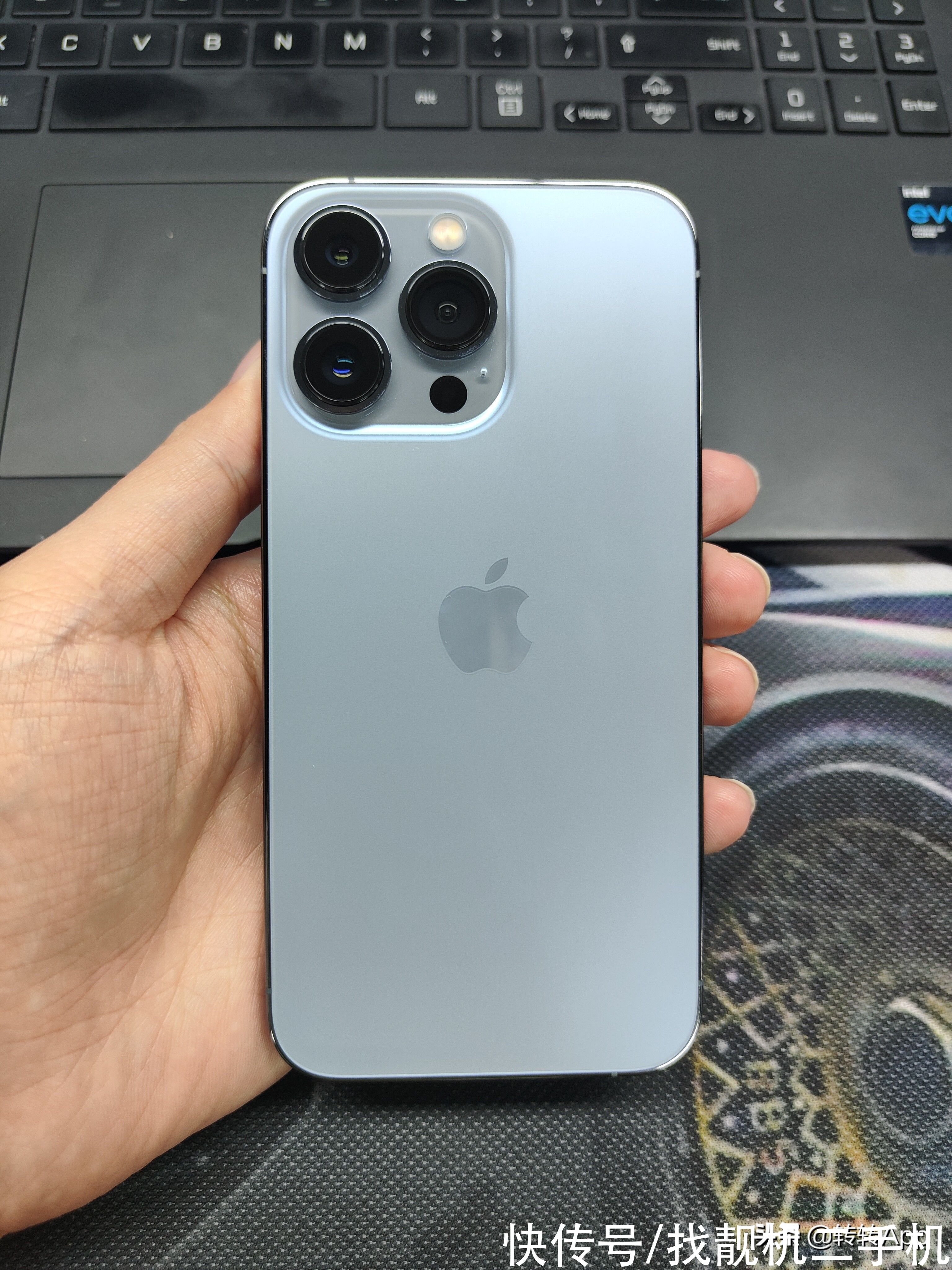 iphone12|iPhone13 Pro远峰蓝上手，对比iPhone12 Pro，更强也更丑了