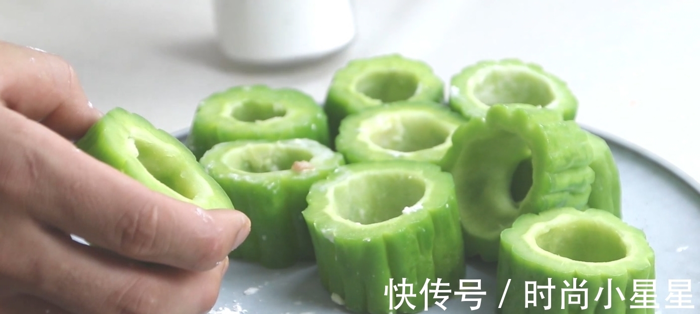 苦瓜|苦瓜搭配猪肉这样做，教你新做法，好吃又没苦味