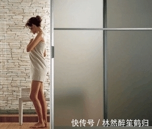 卫生间|越来越多人拆了洗手台, 卫生间学“港式设计”, 美观大方不占地儿