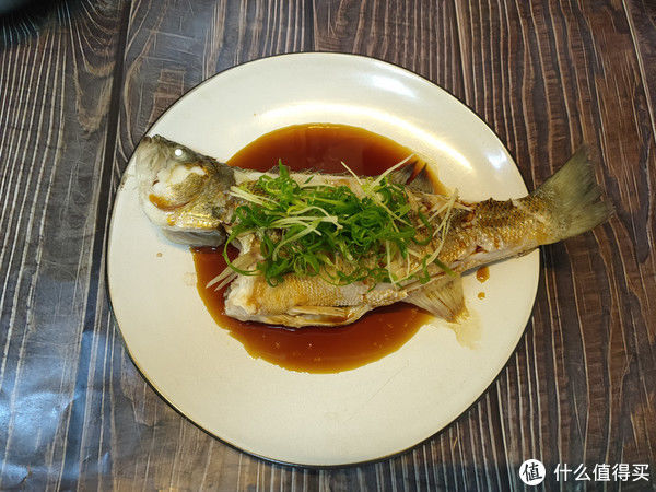 鱼肉|做清蒸鱼时，记住“2不放2窍门”，鱼肉鲜嫩无腥味，越吃越香