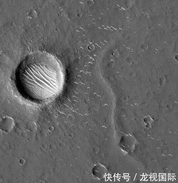 中国执意要去火星,火星上到底有什么?只因我国明白一个道理