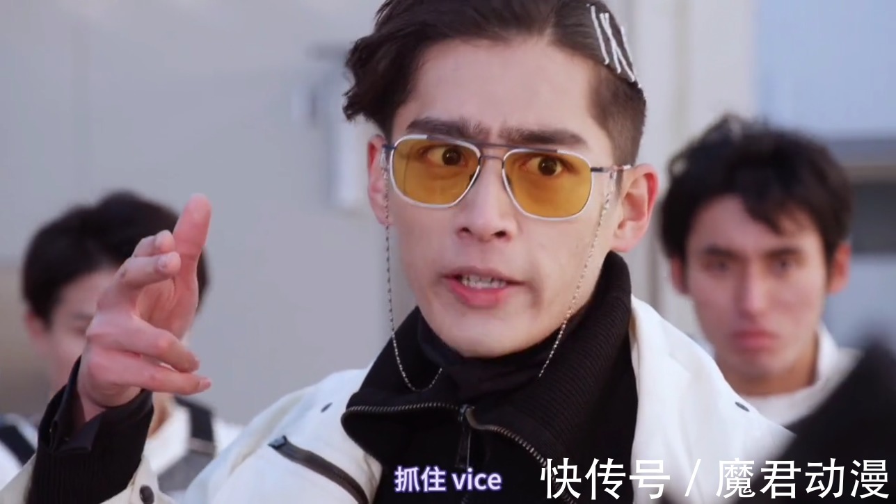 恶魔|假面骑士Revice:维斯逐渐人类化,蜃楼和拉布也逐渐受到侵蚀