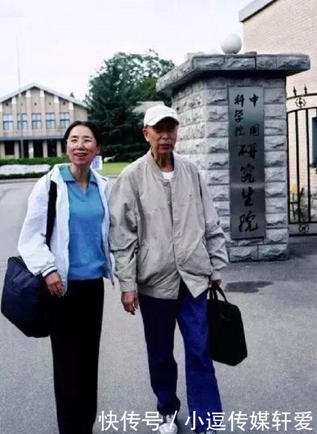 中科院|哈佛盲人学士杨佳,29岁失明家庭破碎,逆境重生成中科院教授