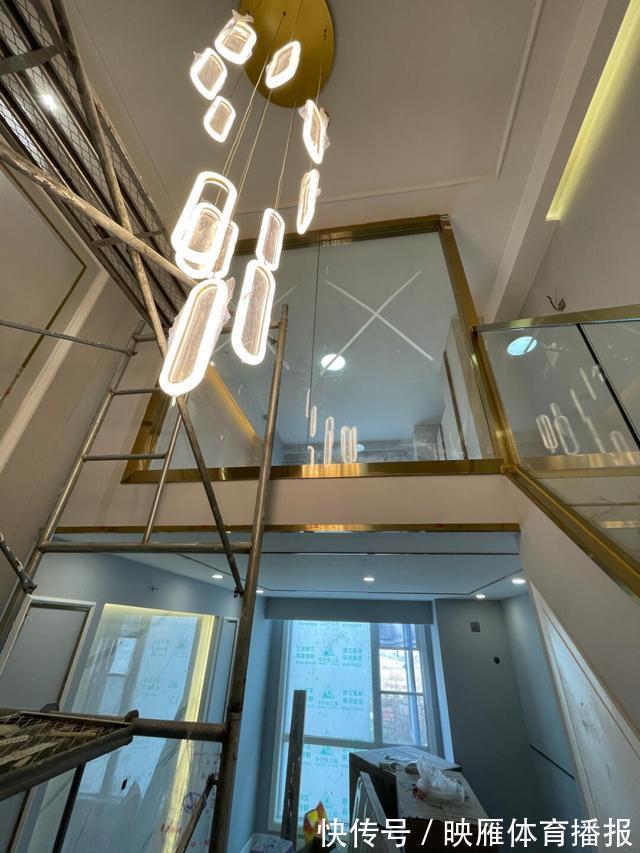 夹层|Loft小公寓装修改造,用板材搭出小夹层,32㎡能做两房两厅