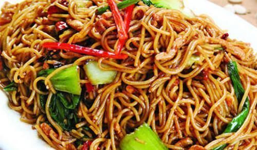 营养物质|4种食物是“催胖高手”，和喝油差不多，你却拿它当“减肥餐”