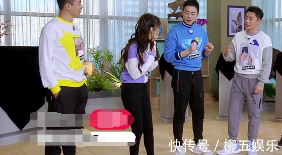 baby的牙齿上沾满口红，只有郑恺一人提醒，谁注意到宋雨琦在干嘛