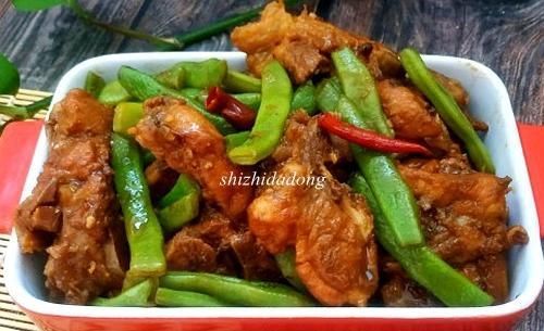 绝对超级下饭的家常菜，烹制简单，香味浓郁特别解馋，百吃不厌！