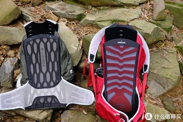 我的独家背包 篇五：新魔爪全新升级的空景背负真香OSPREY Talon 22新老对比简评