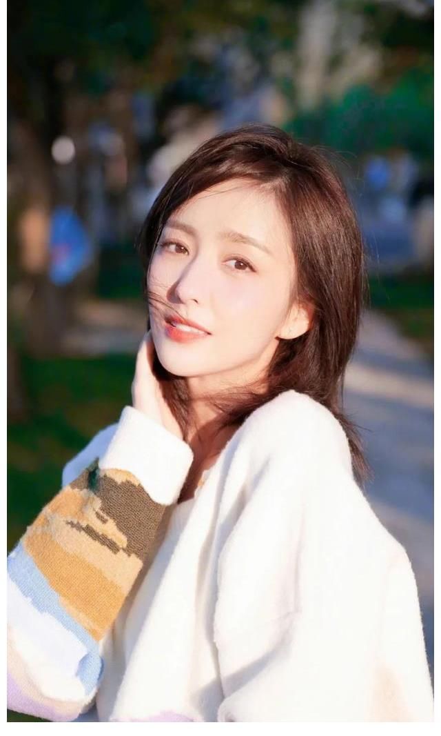 何炅被扫地出门?