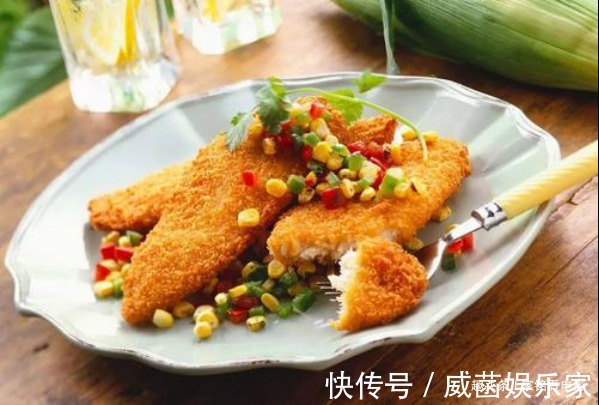 香炸鸡翅|精选美食白菜香菇卷,香炸鸡翅,椒盐鱼片,金针菇凉拌腐竹做法