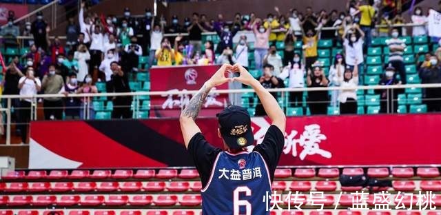 杜锋|赵睿正面回应伤病!效仿周琦怒怼CBA名记,杜锋指导有苦难言!
