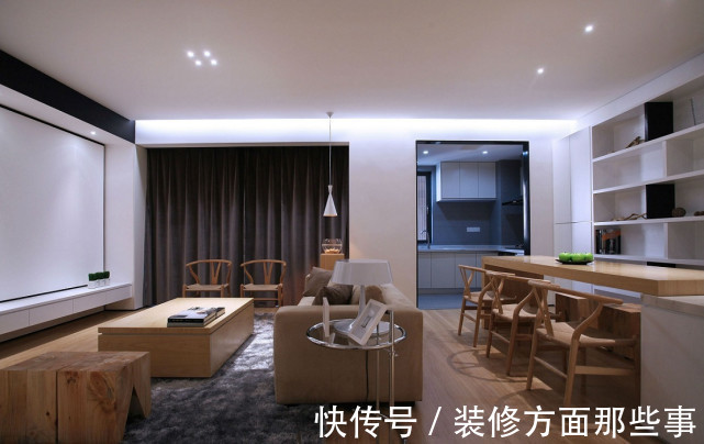 家具|93平纯白色的主色,配上原木色的家具,极简与质朴合二为一