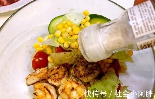 鲜虾|口味酸甜的蔬果沙拉，绿色又健康，减脂人群放心食用