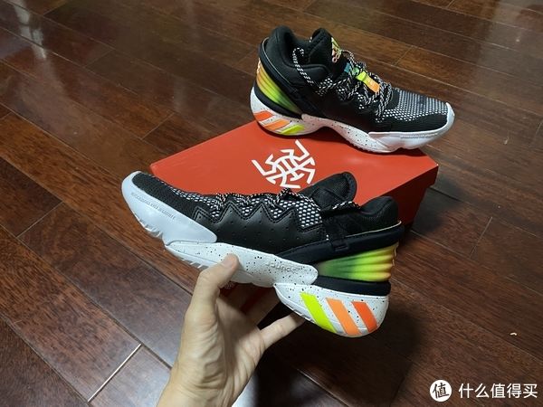 蜘蛛侠 化身蜘蛛侠adidas d.o.n issue 2网米切尔2代篮球鞋